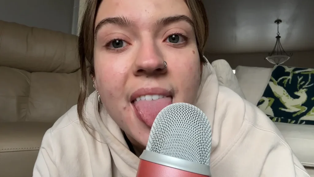 Sadie ASMR Spitty Tongue Tracing & Short Scratching Patreon Leak