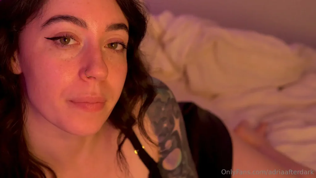 Adria ASMR Wife Sucks You off Before Bed OnlyFans Leak