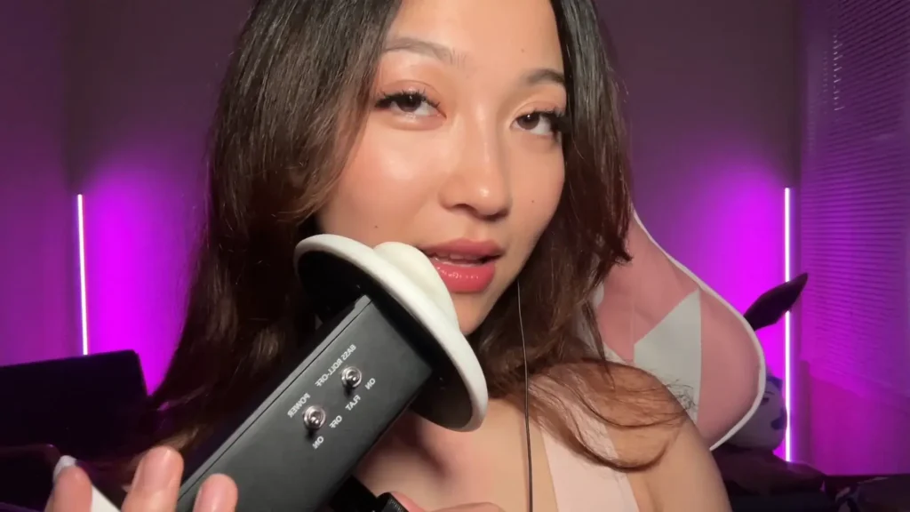 Cloud Crystal ASMR Lens Kissing With Up Close 3Dio Tingles Patreon Leak