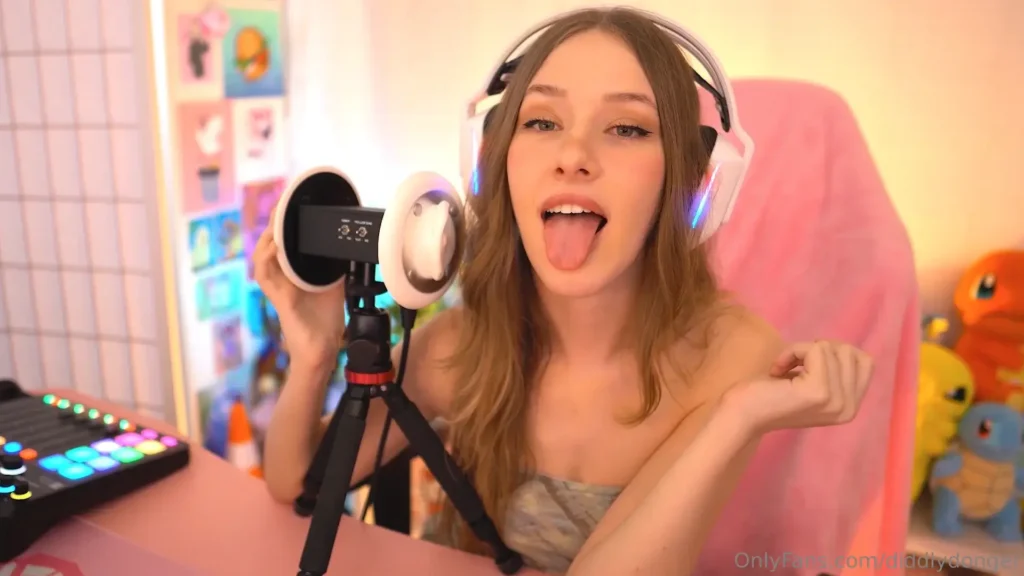 Diddly ASMR Begging For Your Cum After I End Stream JOI OnlyFans Leak